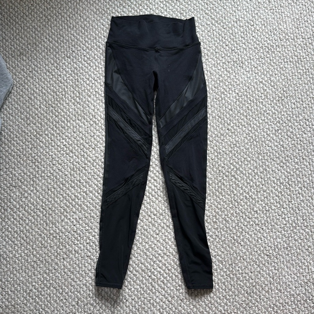 Alo Women’s Medium Leggings